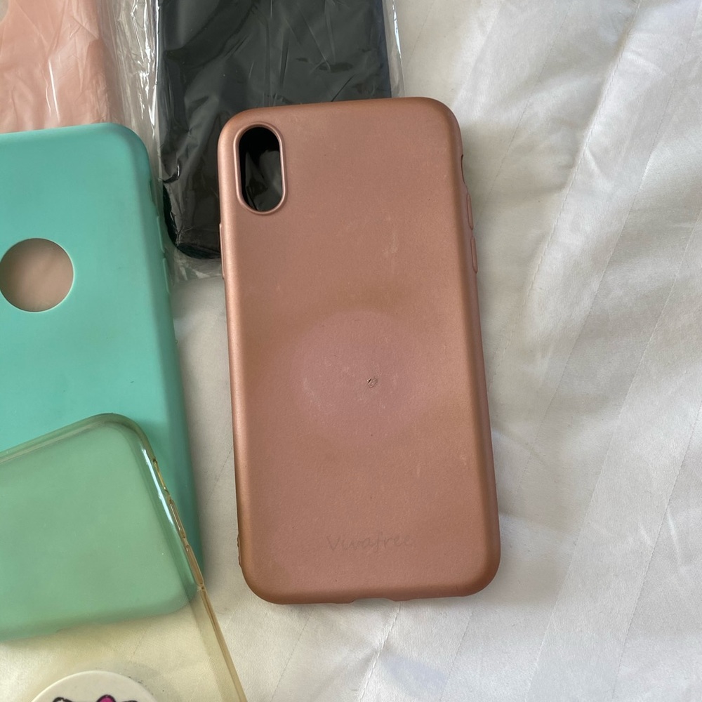 5 iPhone X case bundle - Picture 2 of 2